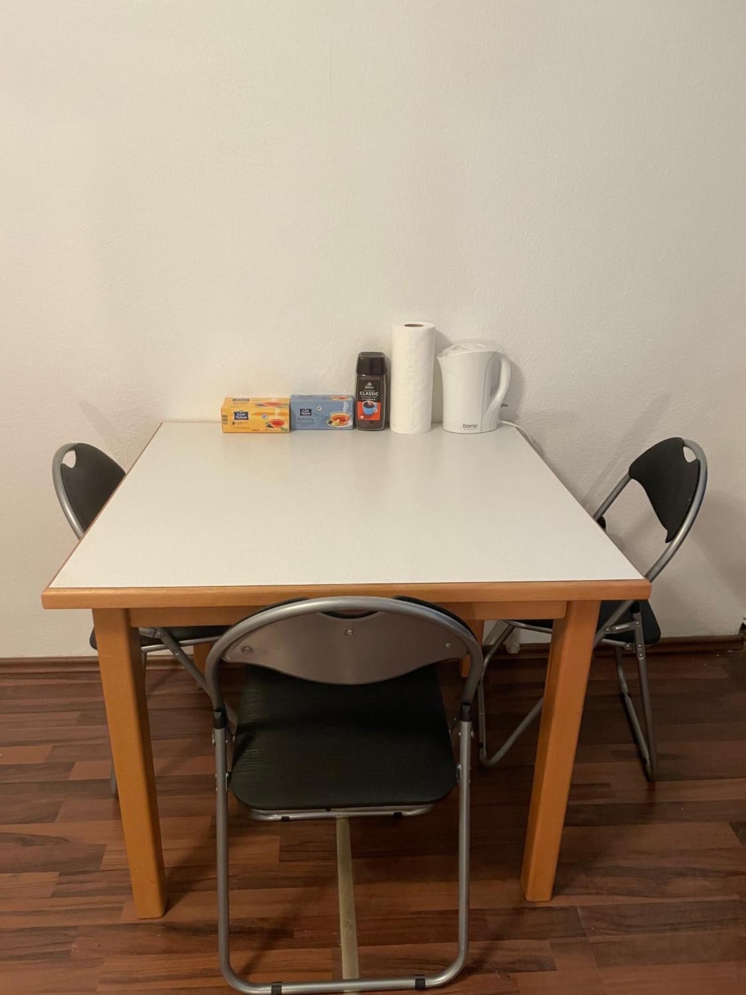 U6 Schoepfwerk Hostel 11 ウィーン エクステリア 写真