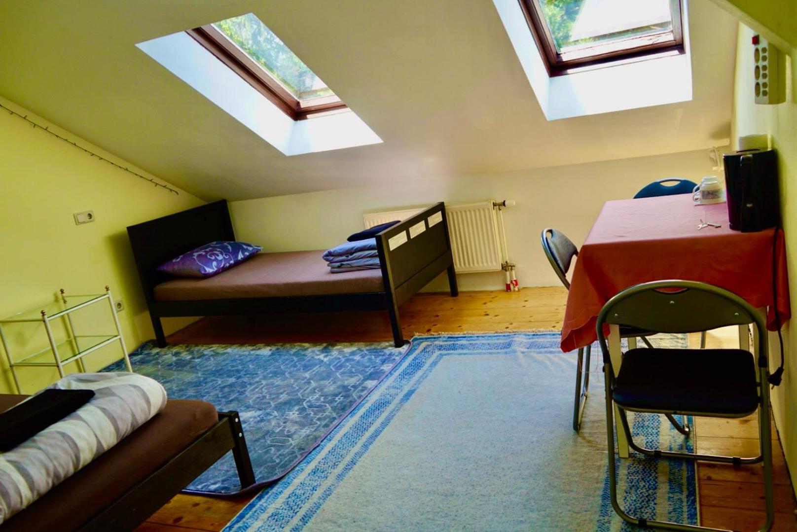 U6 Schoepfwerk Hostel 11 ウィーン エクステリア 写真