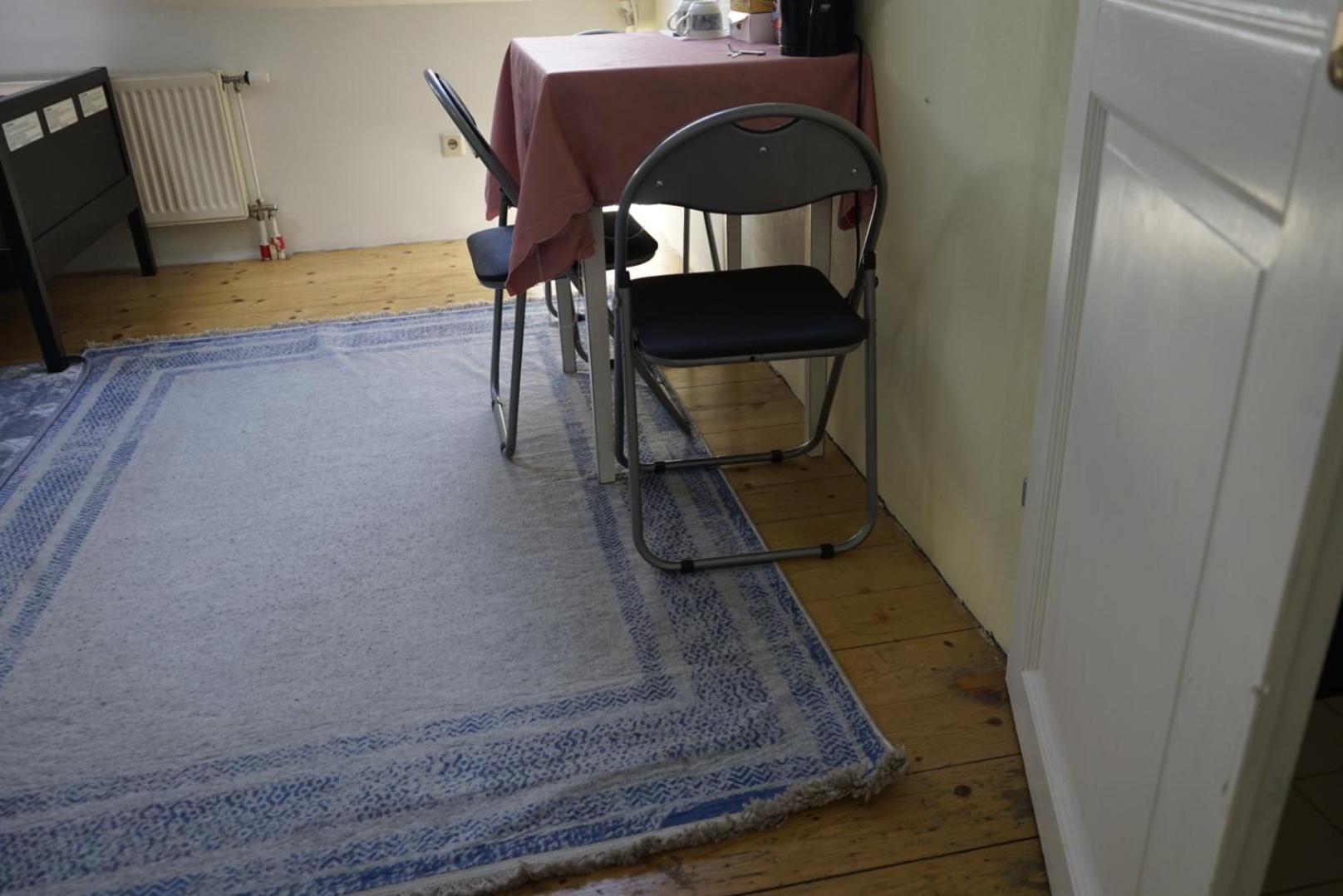 U6 Schoepfwerk Hostel 11 ウィーン エクステリア 写真